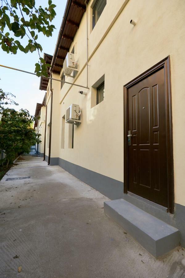 Stanford Apartments Бухарест Экстерьер фото